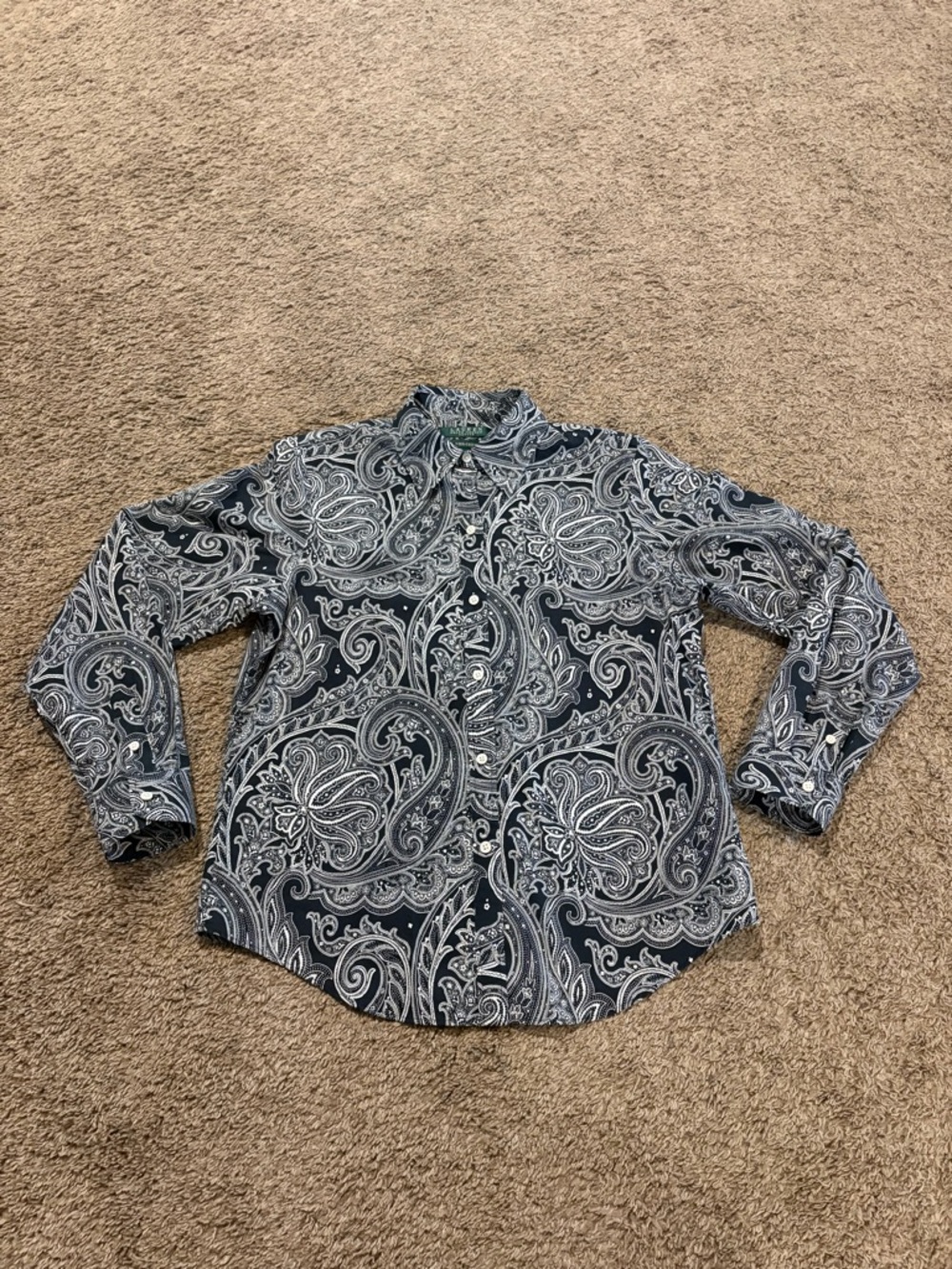 Lauren Ralph Lauren Women’s Black & White Paisley Boho Button Down Size PM - Picture 3 of 9